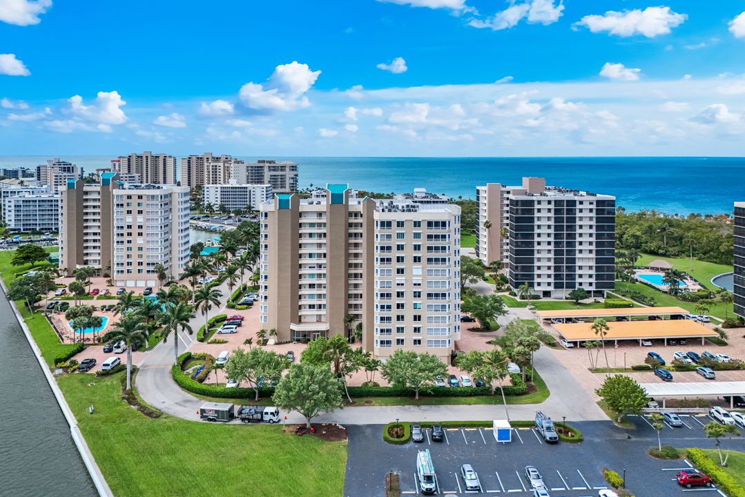 21 Bluebill Ave  #905, Naples, FL 34108