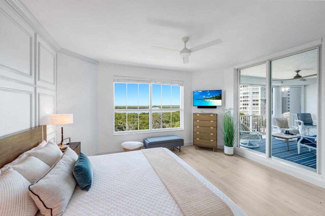 325 Dunes Blvd #604, Naples, FL 34110