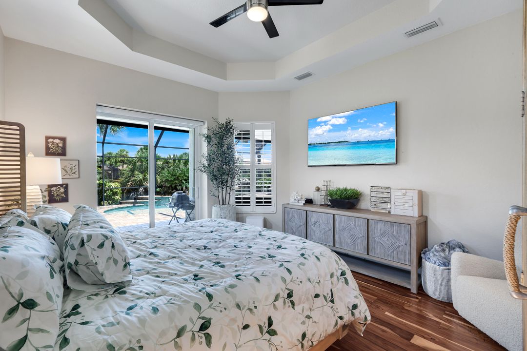 8223 Potomac Ln, Naples, FL 34104