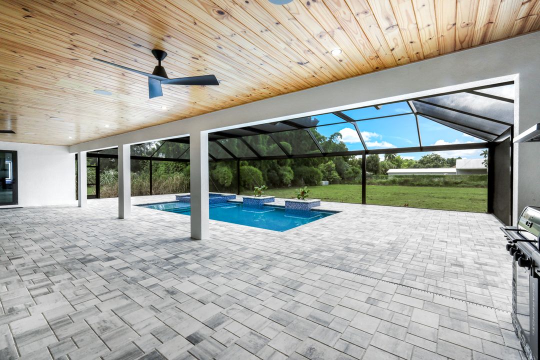 2230 Moreno Ave, Fort Myers, FL 33901