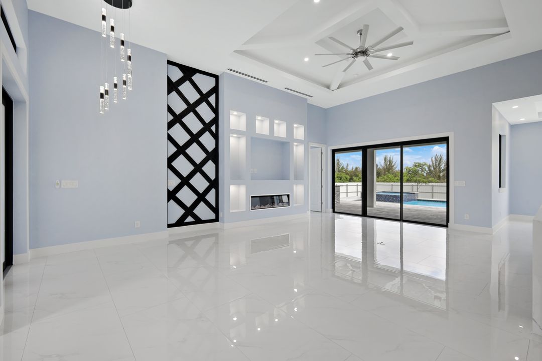 2917 NW 27th St, Cape Coral, FL 33993
