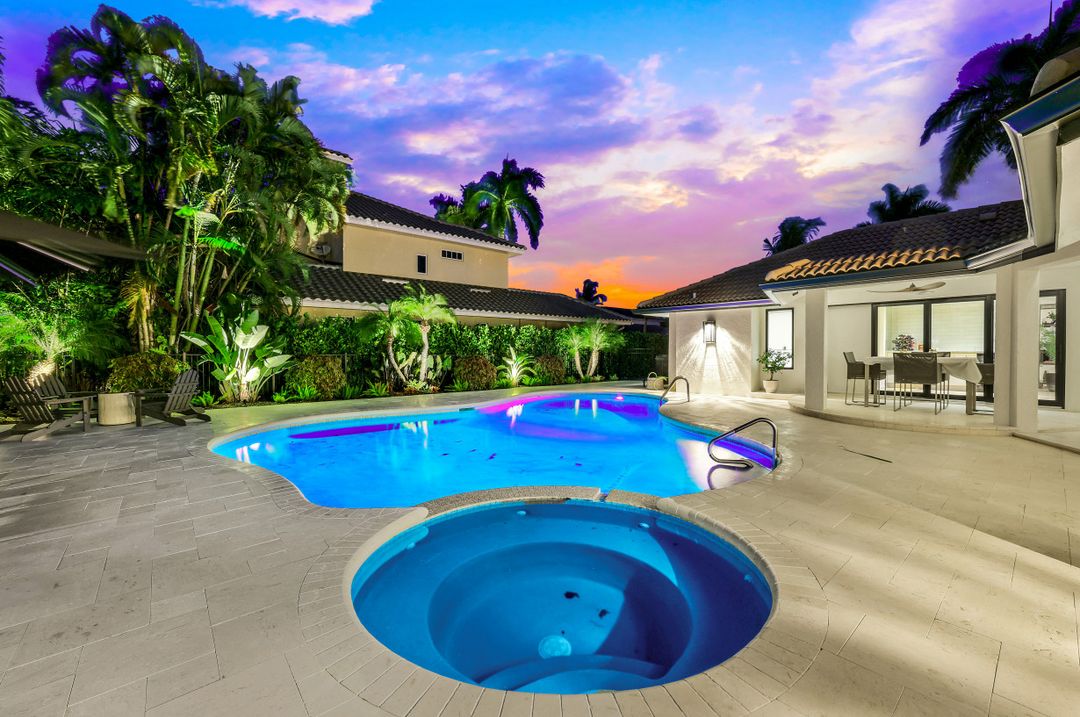 579 Neapolitan Way, Naples, FL 34103