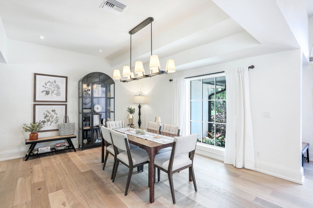 579 Neapolitan Way, Naples, FL 34103