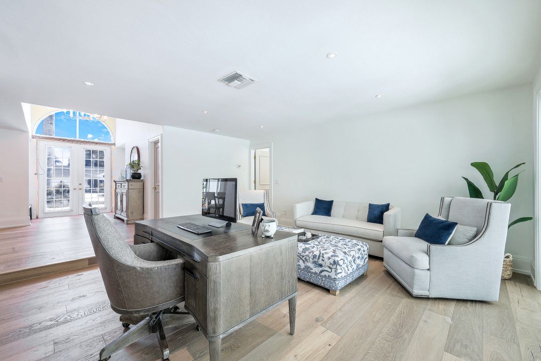 579 Neapolitan Way, Naples, FL 34103