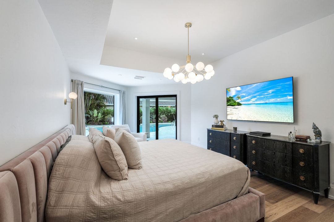 579 Neapolitan Way, Naples, FL 34103