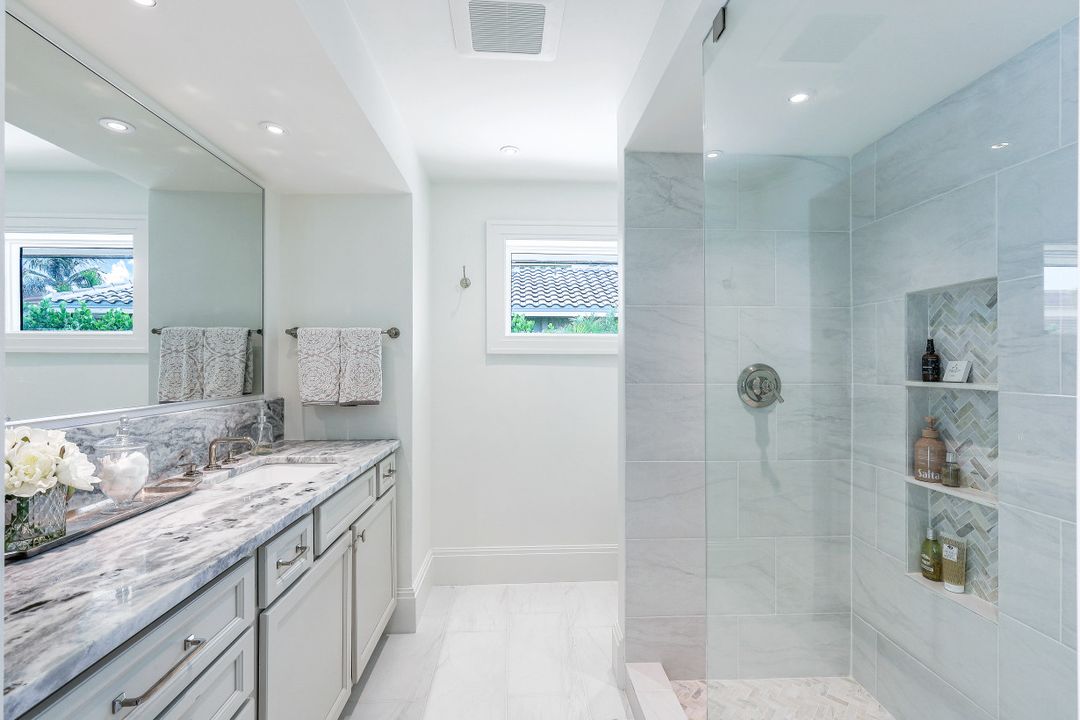 579 Neapolitan Way, Naples, FL 34103