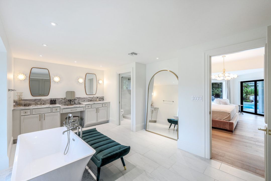 579 Neapolitan Way, Naples, FL 34103