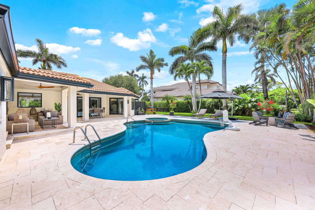 579 Neapolitan Way, Naples, FL 34103