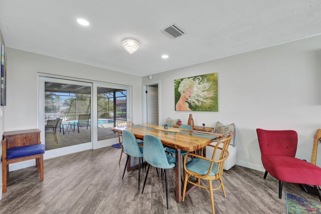 2818 SE 17th Pl, Cape Coral, FL 33904