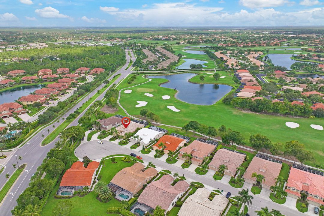 6654 Castlelawn Pl, Naples, FL 34113