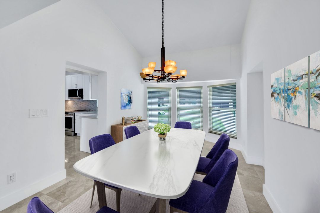 396 Conners Ave, Naples, FL 34108