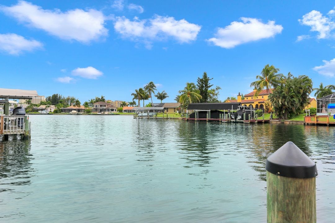 5518 SW 11th Ave, Cape Coral, FL 33914