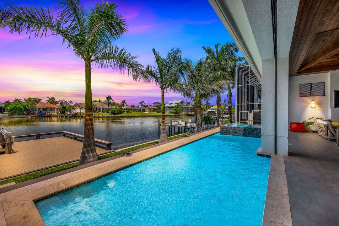 685 Cameo Ct, Marco Island, FL 34145