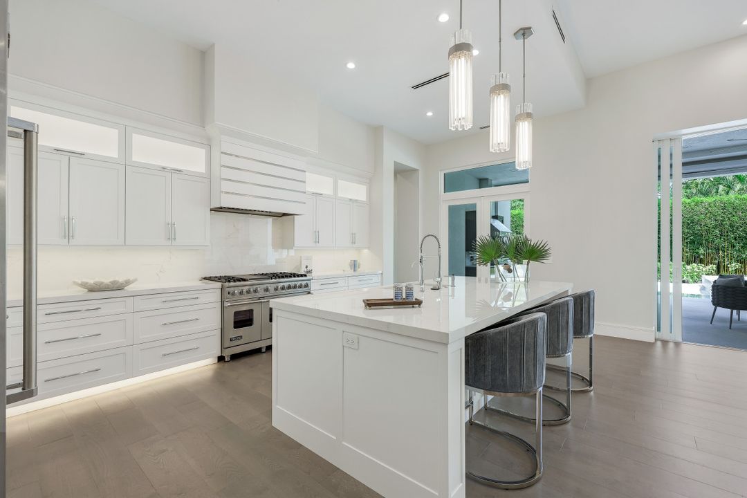 569 Neapolitan Way, Naples, FL 34103