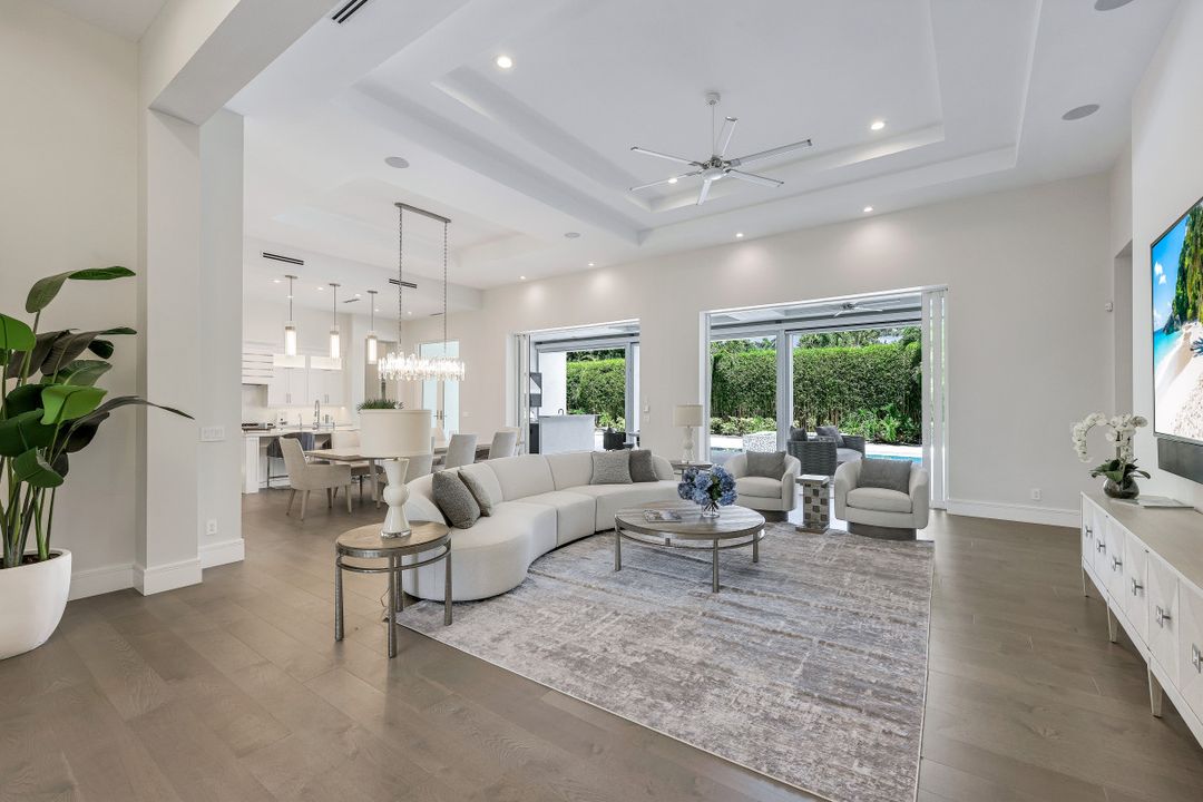 569 Neapolitan Way, Naples, FL 34103