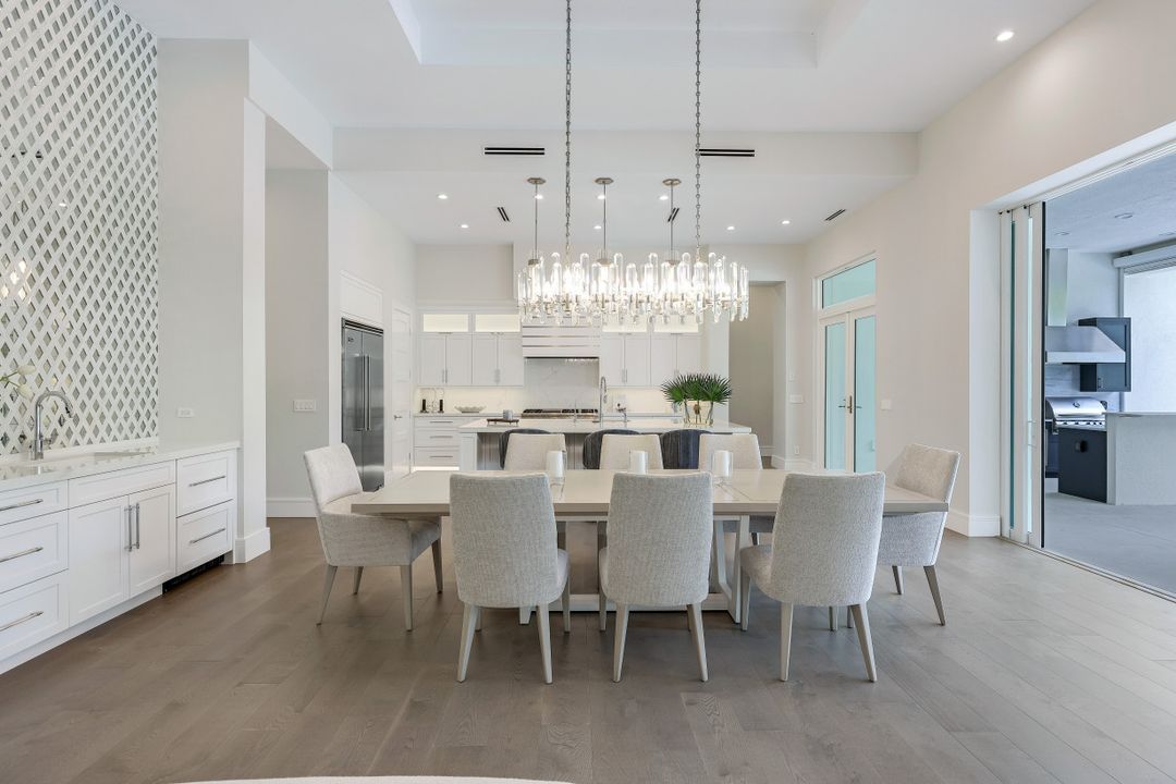 569 Neapolitan Way, Naples, FL 34103