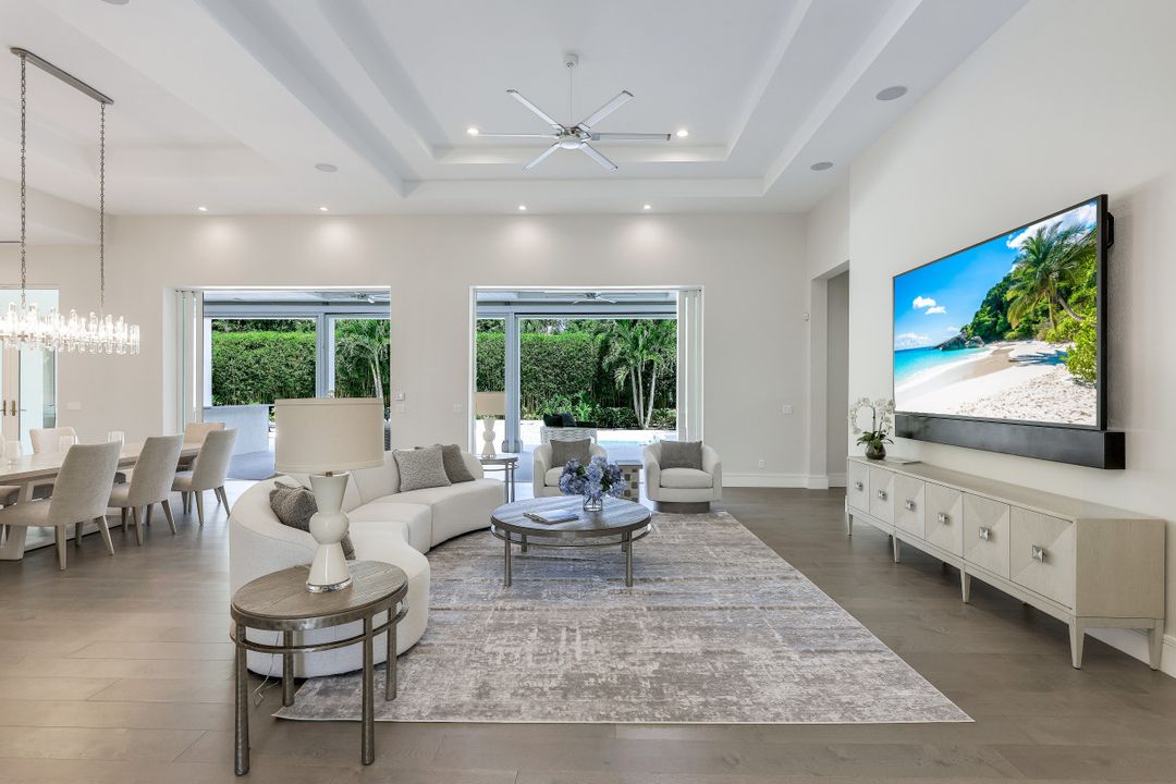 569 Neapolitan Way, Naples, FL 34103