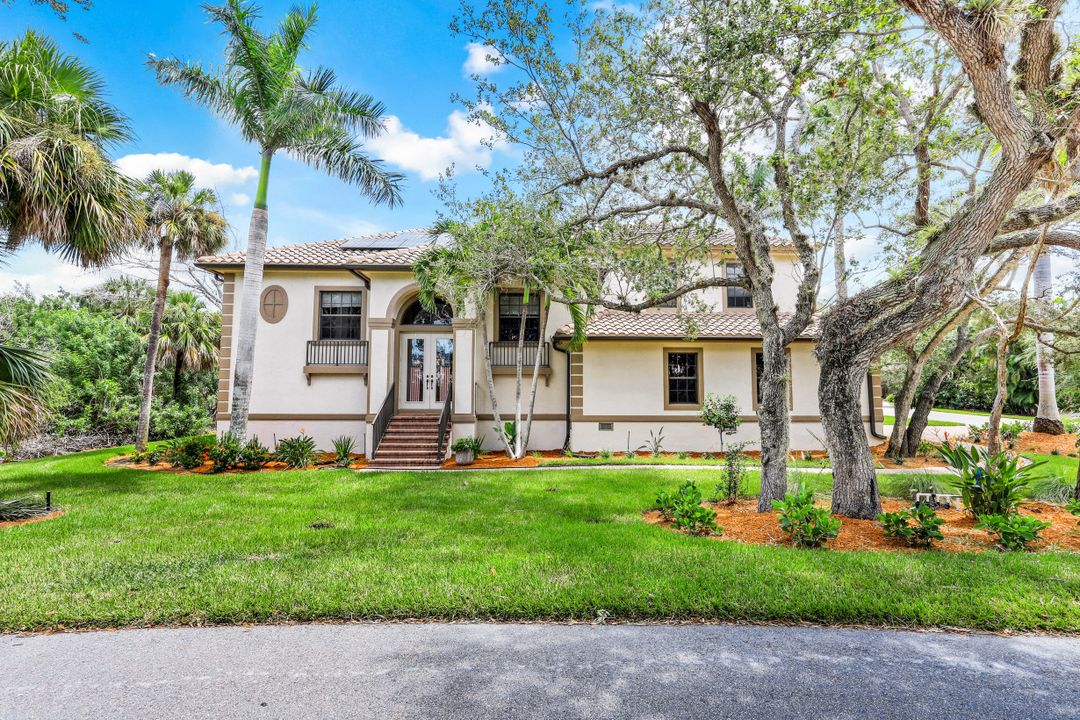 350 Gumbo Limbo Ln, Marco Island, FL 34145