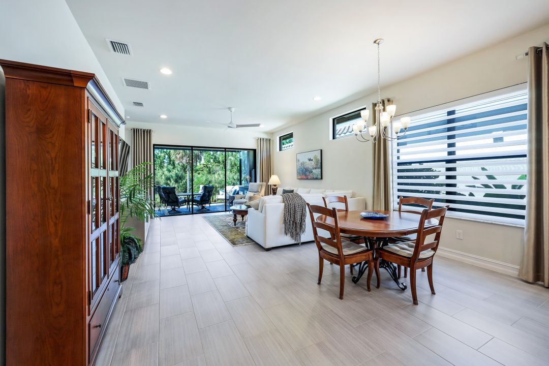 8271 Venetian Pointe Dr, Fort Myers, FL 33908