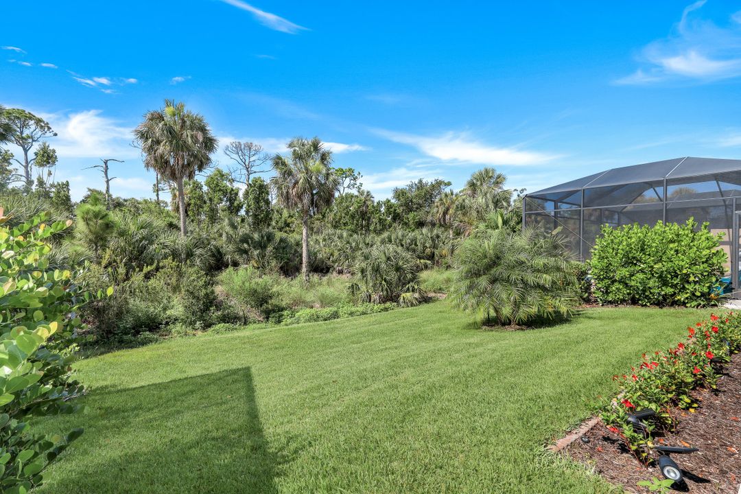 8271 Venetian Pointe Dr, Fort Myers, FL 33908