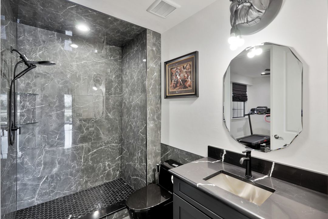 9653 Montelanico Loop #103, Naples, FL 34119