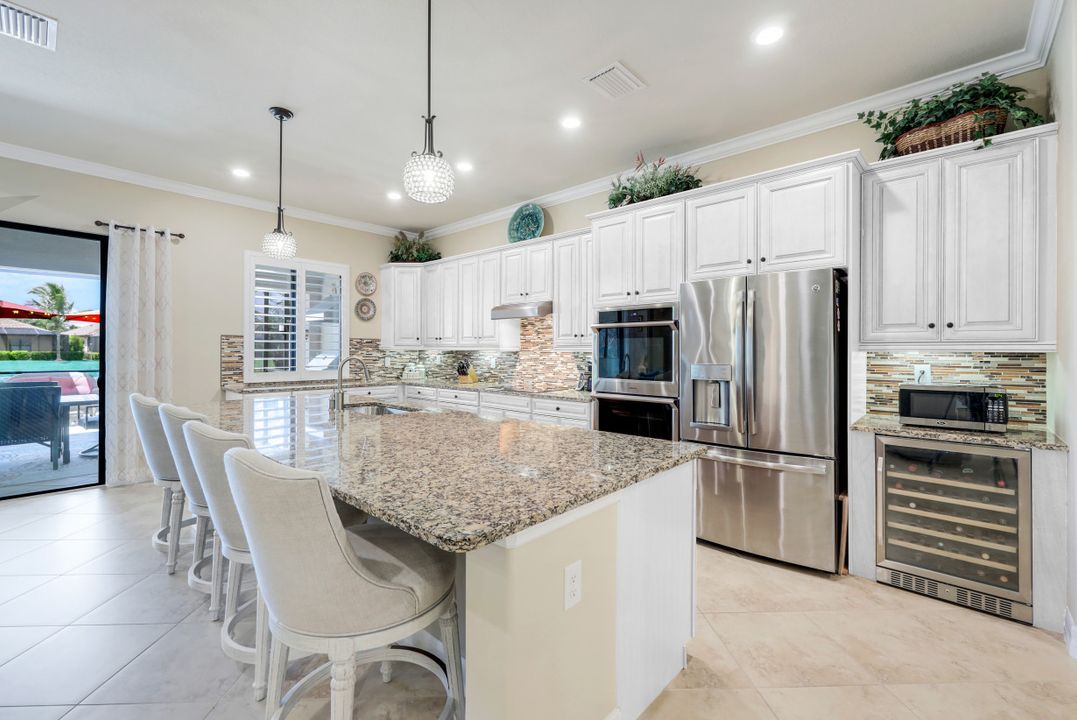 28102 Edenderry Ct, Bonita Springs, FL 34135