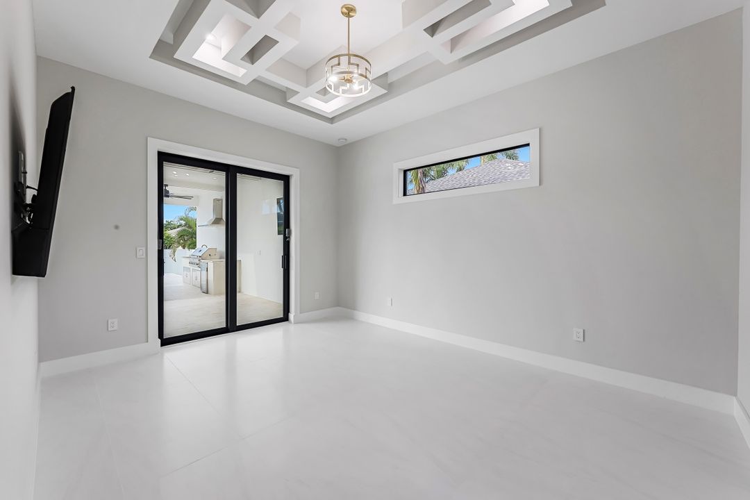 1708 SW 54th St, Cape Coral, FL 33914