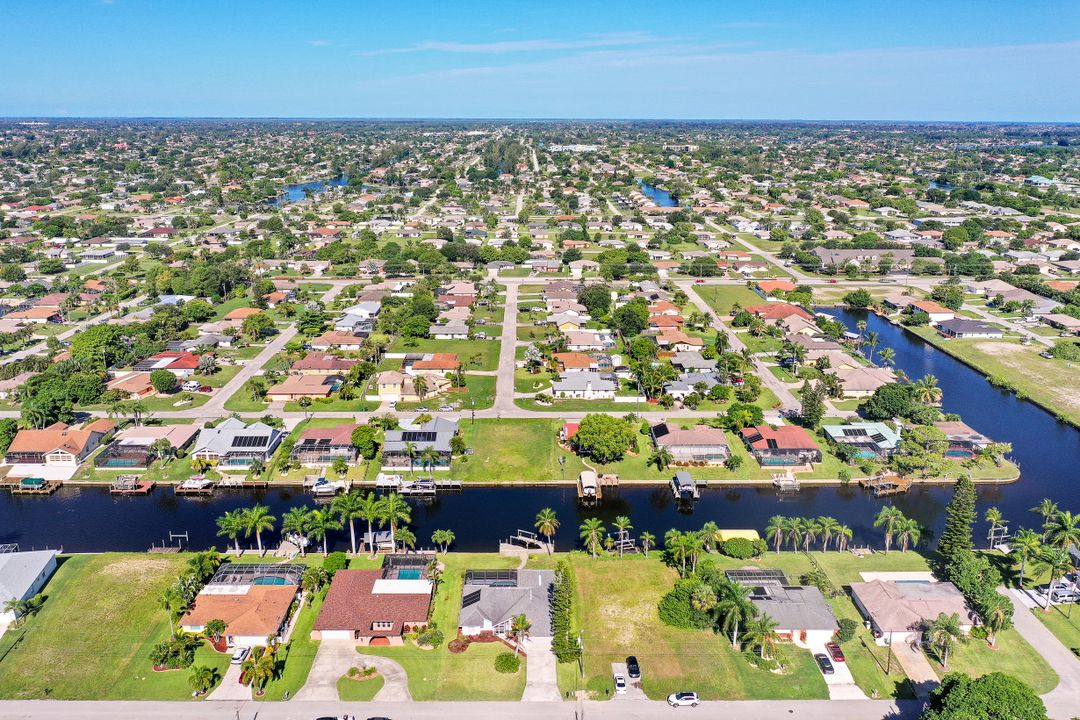 1514 SE 10th Pl, Cape Coral, FL 33990