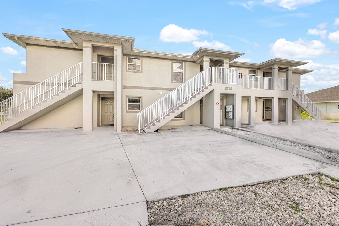 3752 Santa Barbara Blvd #202, Cape Coral, FL 33914