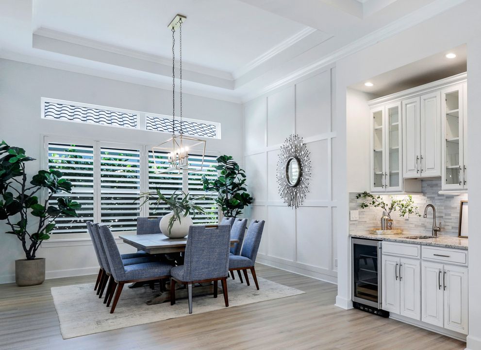 9463 Montelanico Loop, Naples, FL 34119