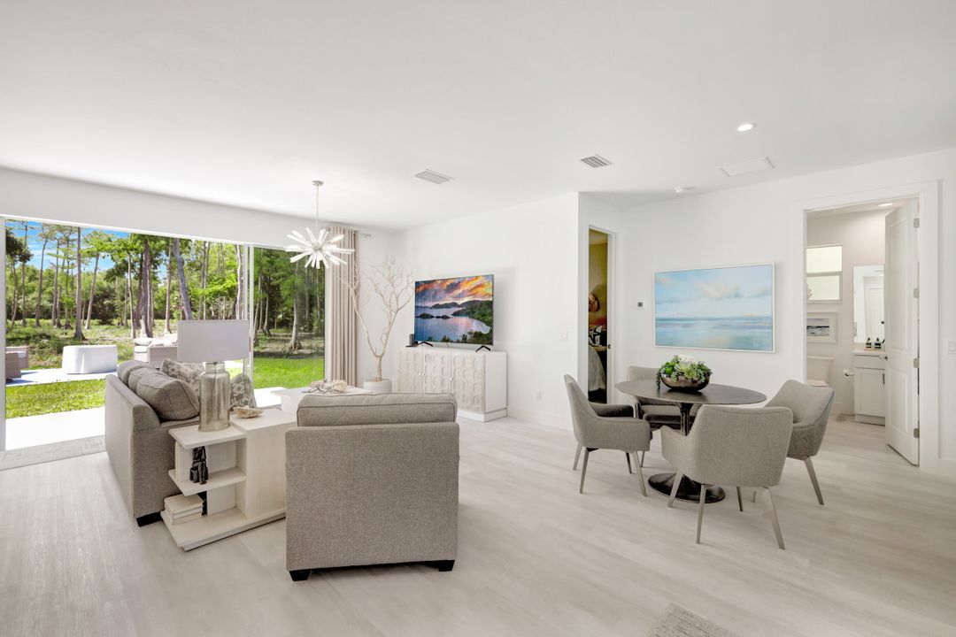 5862 Lancewood Way, Naples, FL 34116