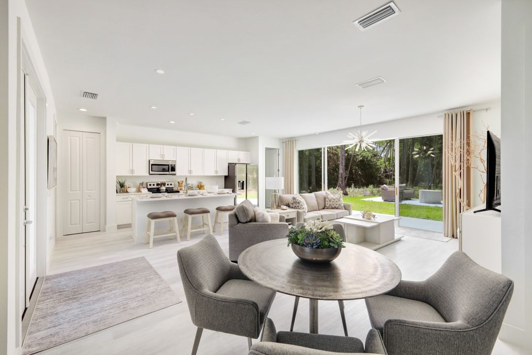 5862 Lancewood Way, Naples, FL 34116