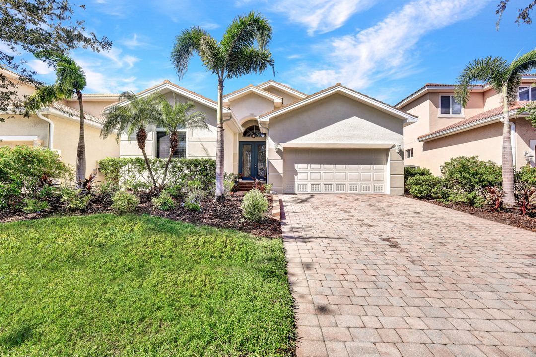 8627 Sumner Ave, Fort Myers, FL 33908
