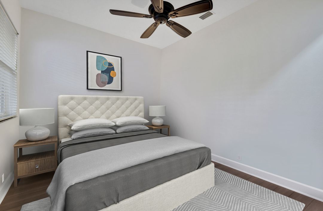 3220 Hamlet Dr #4, Naples, FL 34105