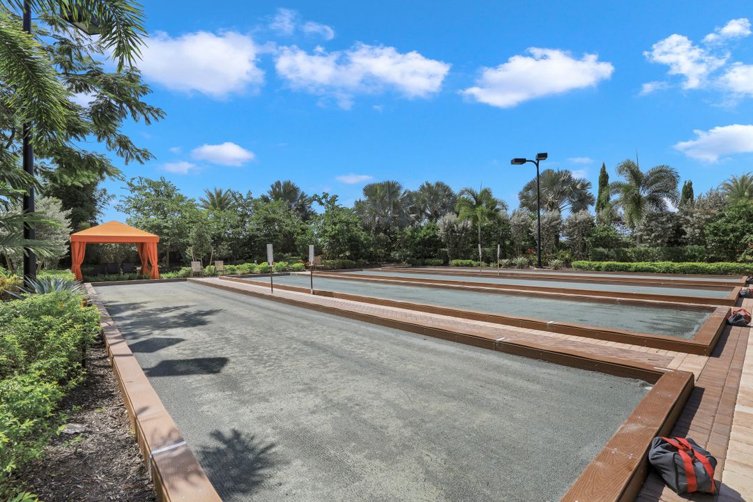 9386 Pocida Ct #202, Naples, FL 34119