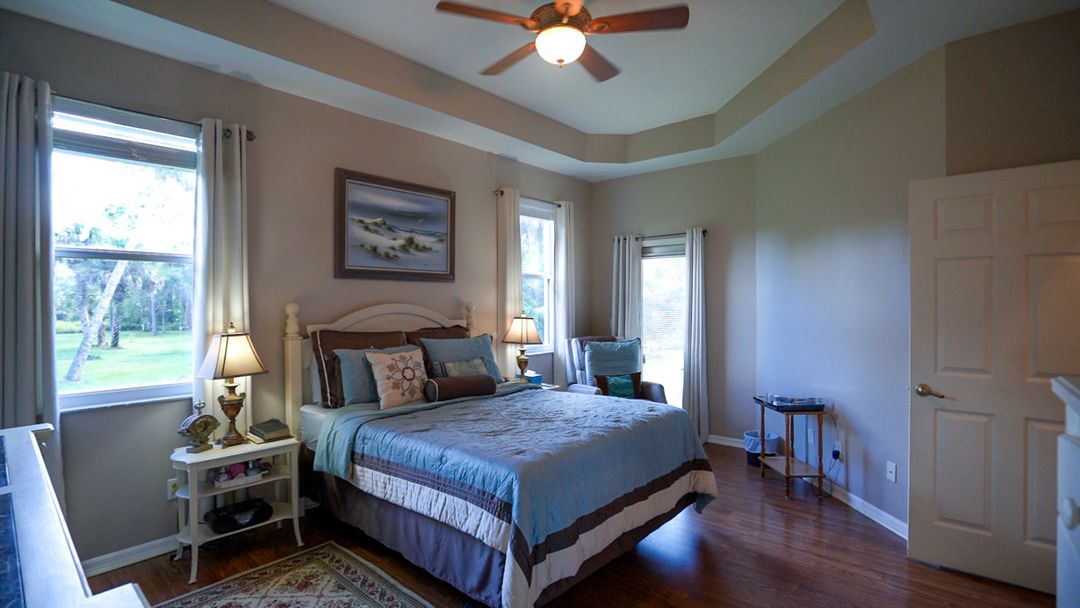 220 13th St SW, Naples, FL 34117