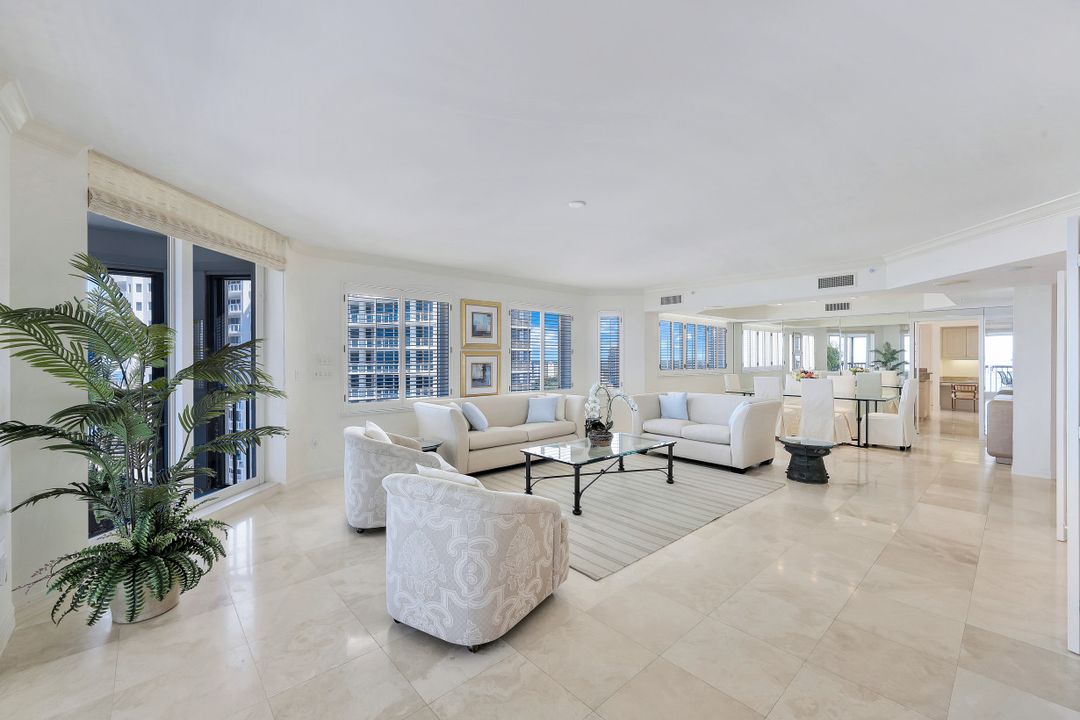 8171 Bay Colony Dr #1704, Naples, FL 34108