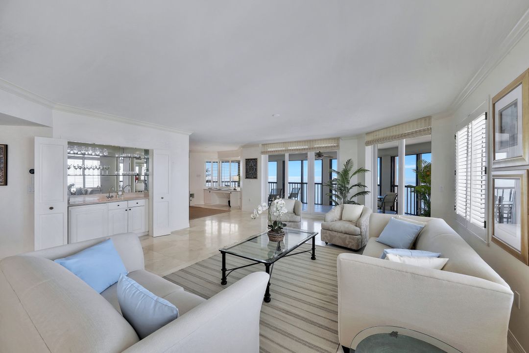 8171 Bay Colony Dr #1704, Naples, FL 34108