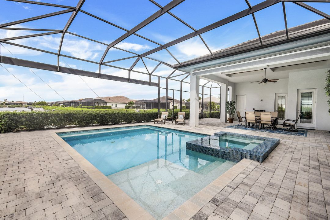 17300 Hidden Estates Cir, Fort Myers, FL 33908