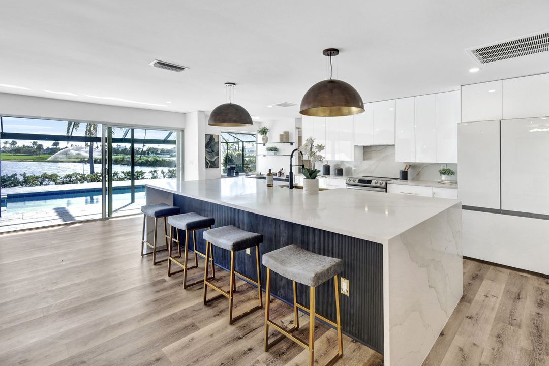 1475 Sand Castle Rd, Sanibel, FL 33957