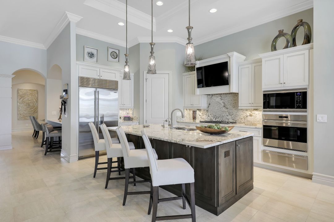 11812 Via Salerno Way, Miromar Lakes, FL 33913