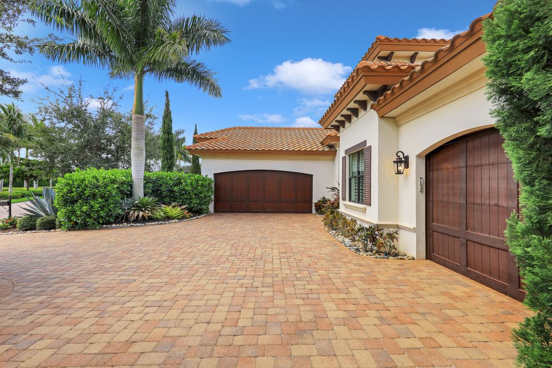 11812 Via Salerno Way, Miromar Lakes, FL 33913