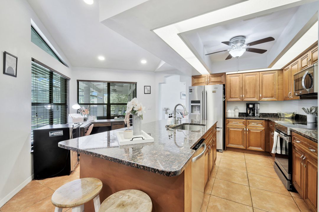 8128 Harrisburg Dr, Fort Myers, FL 33967