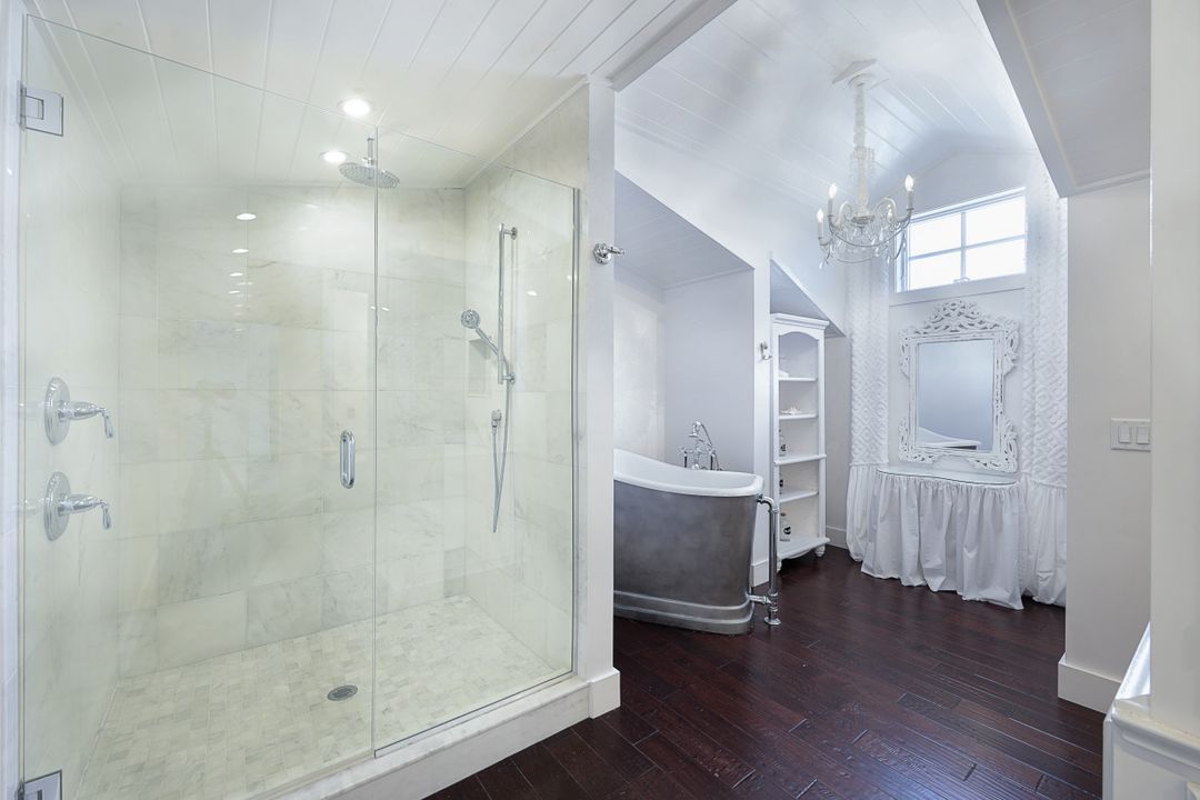 535 93rd Ave N, Naples, FL 34108