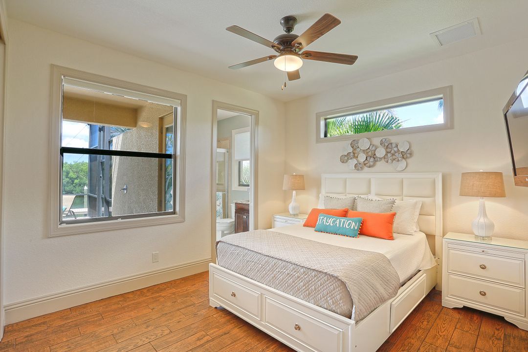 3920 Surfside Blvd, Cape Coral, FL 33914