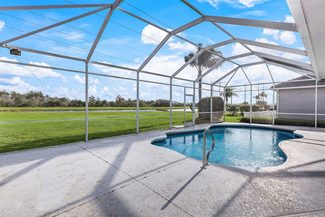 12790 Vista Pine Cir, Fort Myers, FL 33913