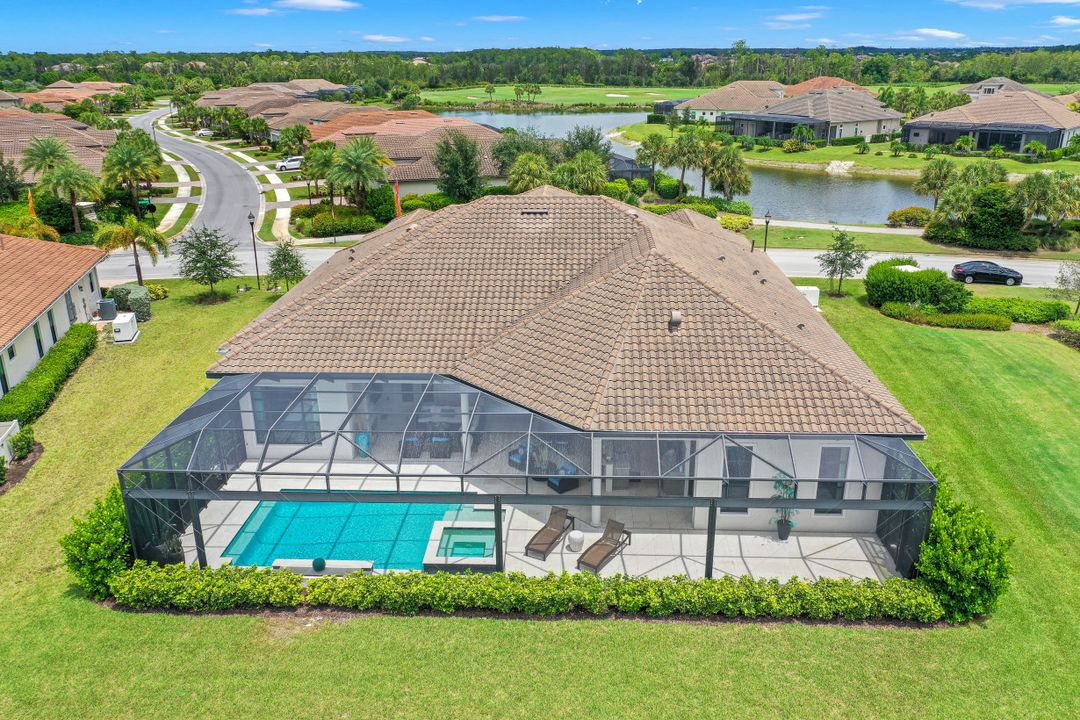 9105 Esplanade Blvd, Naples, FL 34119