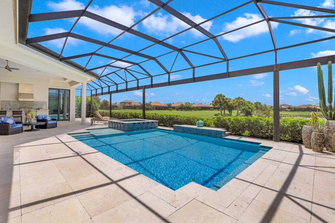 9105 Esplanade Blvd, Naples, FL 34119