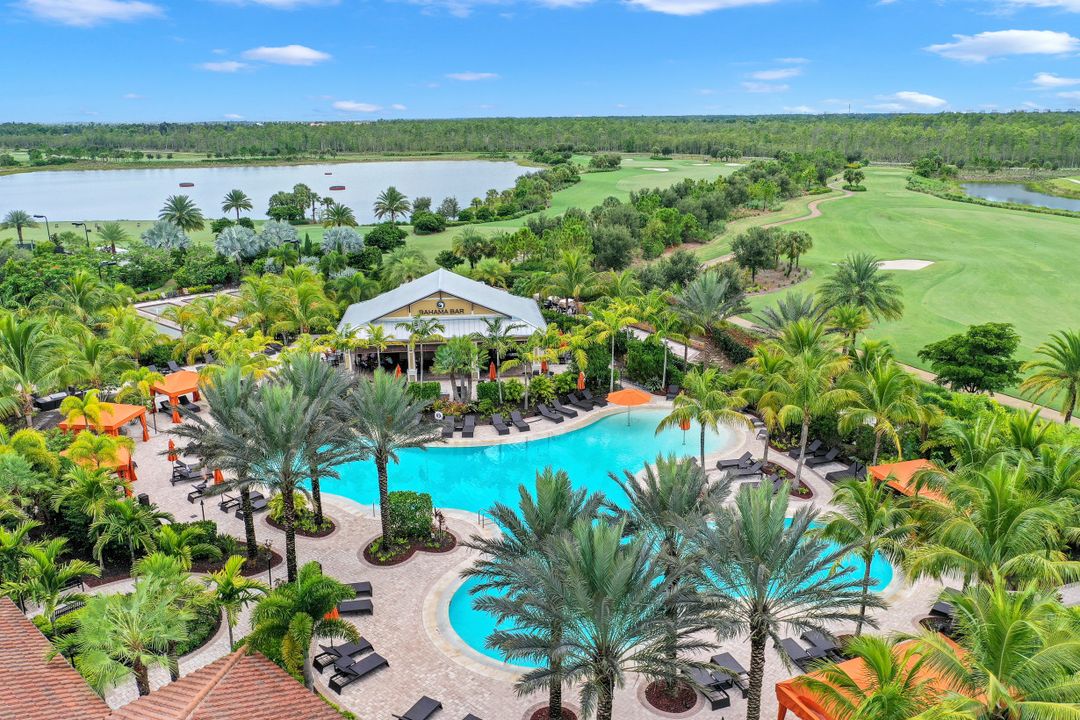 9105 Esplanade Blvd, Naples, FL 34119