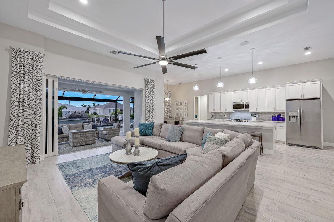 718 NW 36th Ave, Cape Coral, FL 33993